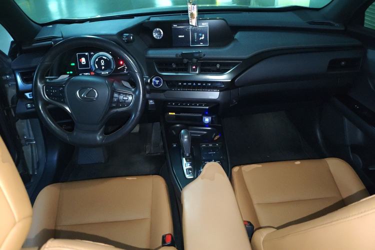 Used Lexus UX New Energy 2020 300e Pure·Enjoy Edition Center Console