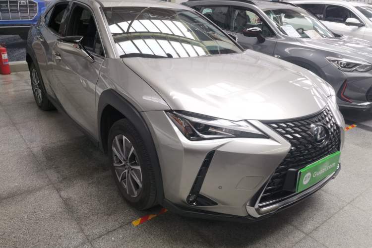 Used Lexus UX New Energy 2020 300e Pure·Joy Edition Front Right 45 Deg