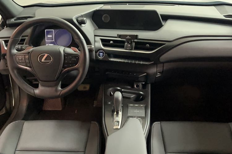 Used Lexus UX New Energy 2020 300e Pure·Joy Edition Interior 3