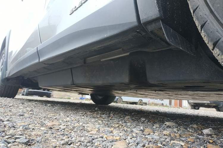 Used Lexus UX New Energy 2020 300e Pure·Joy Edition Left Side Sill