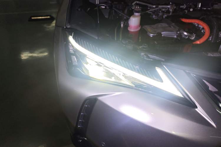 Used Lexus UX New Energy 2020 300e Pure·Joy Edition Right Front Headlight