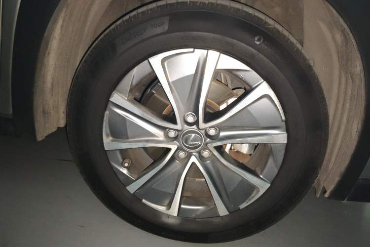 Used Lexus UX New Energy 2020 300e Pure·Enjoy Edition Right Front Wheel Hub