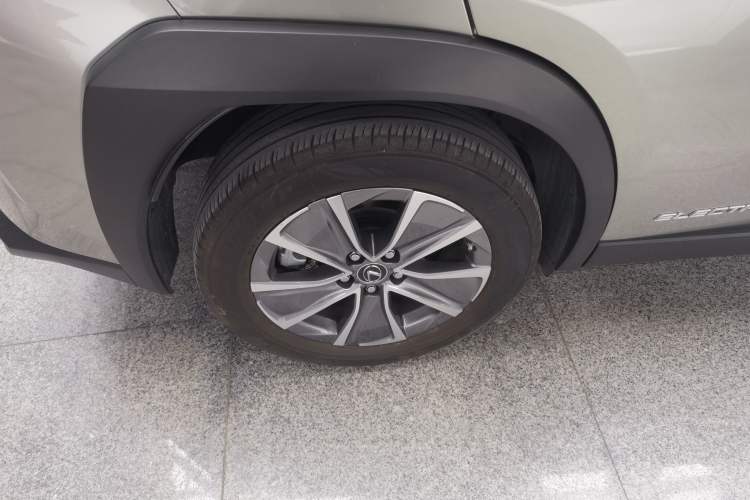 Used Lexus UX New Energy 2020 300e Pure·Joy Edition Right Rear Wheel Hub