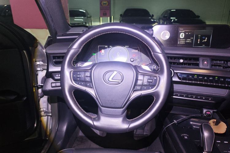Used Lexus UX New Energy 2020 300e Pure·Joy Edition Steering Wheel