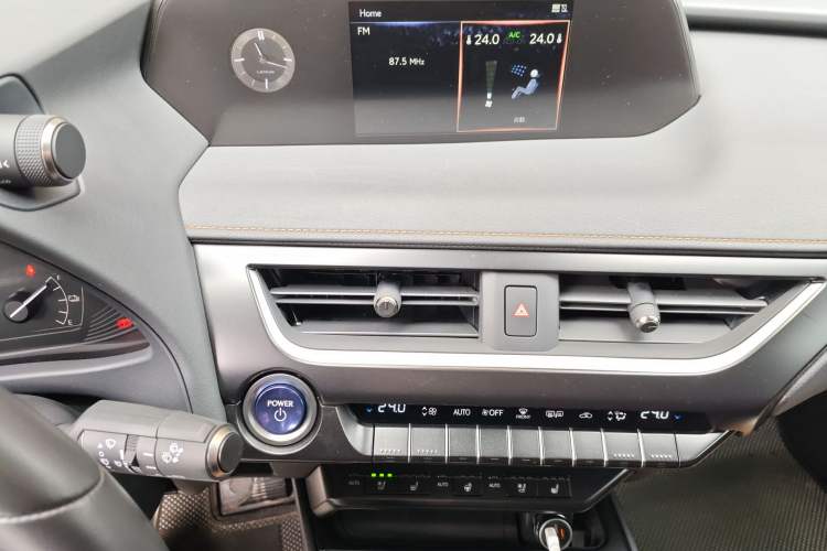 Used Lexus UX New Energy 2020 300e Pure·Joy Edition Audio And AC Panel
