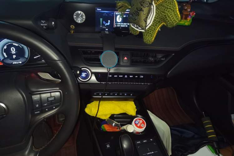 Used Lexus UX New Energy 2020 300e Pure·Joy Edition Audio And AC Panel