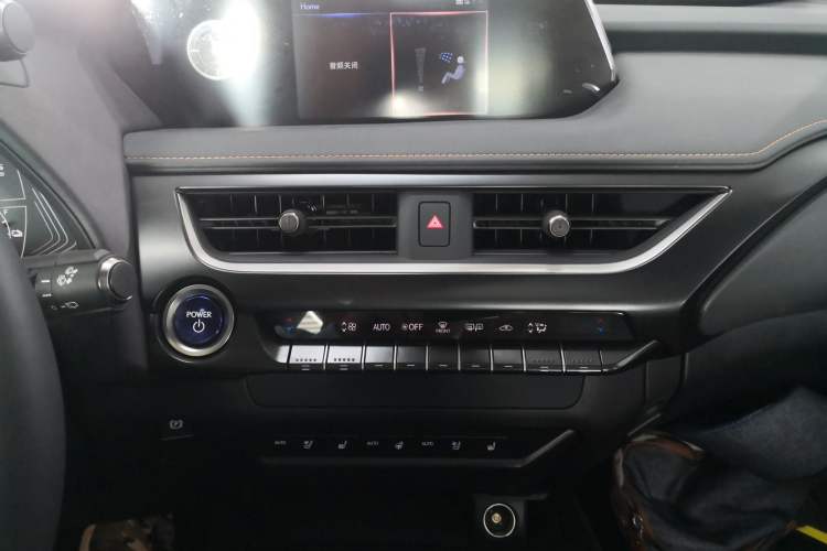 Used Lexus UX New Energy 2020 300e Pure·Joy Edition Audio And AC Panel