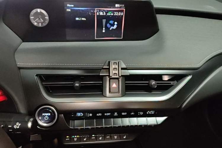 Used Lexus UX New Energy 2020 300e Pure·Enjoy Edition Audio And AC Panel