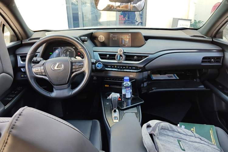 Used Lexus UX New Energy 2020 300e Pure·Enjoy Edition Center Console