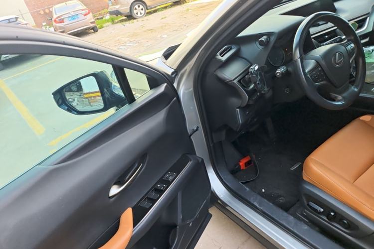 Used Lexus UX New Energy 2020 300e Pure·Joy Edition Driver Seat