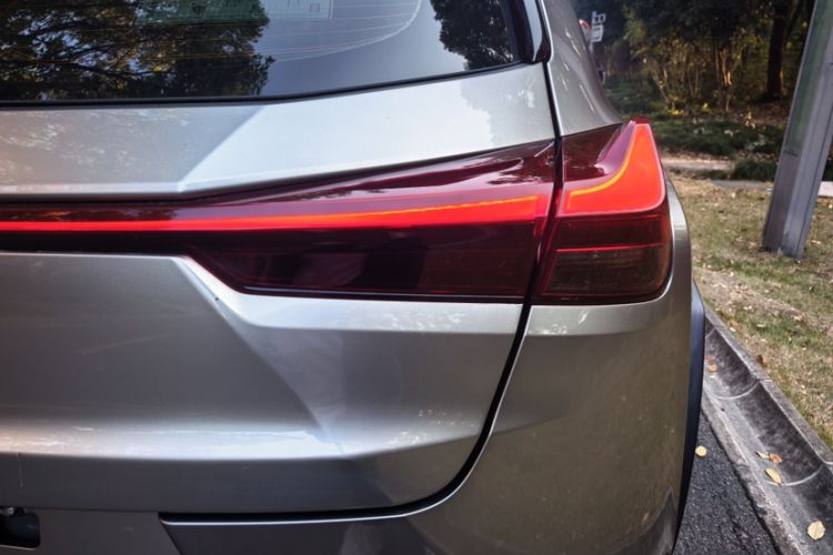 Used Lexus UX New Energy 2020 300e Pure·Joy Edition Exterior 4