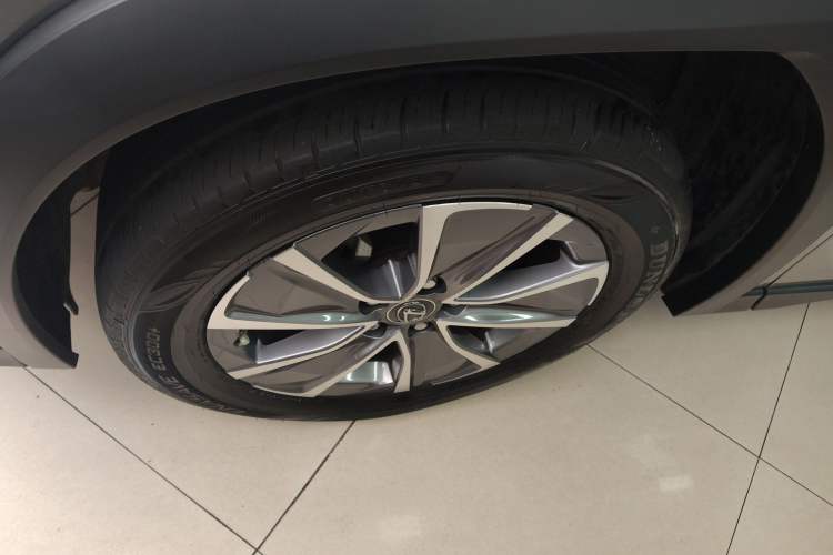 Used Lexus UX New Energy 2020 300e Pure·Joy Edition Exterior 4