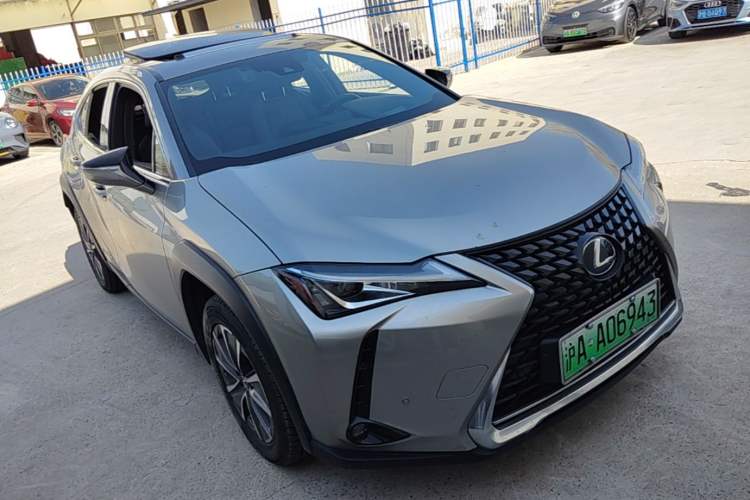 Used Lexus UX New Energy 2020 300e Pure·Enjoy Edition Front Right 45 Deg