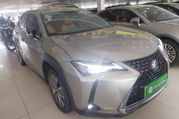 Used Lexus UX New Energy 2020 300e Pure·Joy Edition Front Right 45 Deg