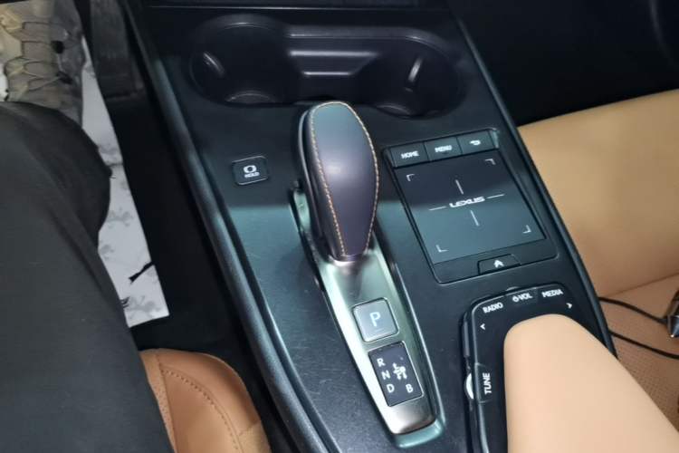 Used Lexus UX New Energy 2020 300e Pure·Joy Edition Gear Lever