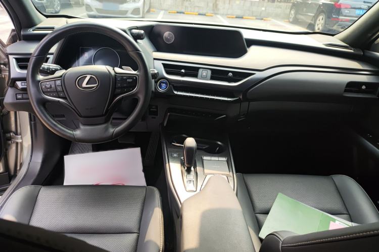 Used Lexus UX New Energy 2020 300e Pure·Joy Edition Interior 1