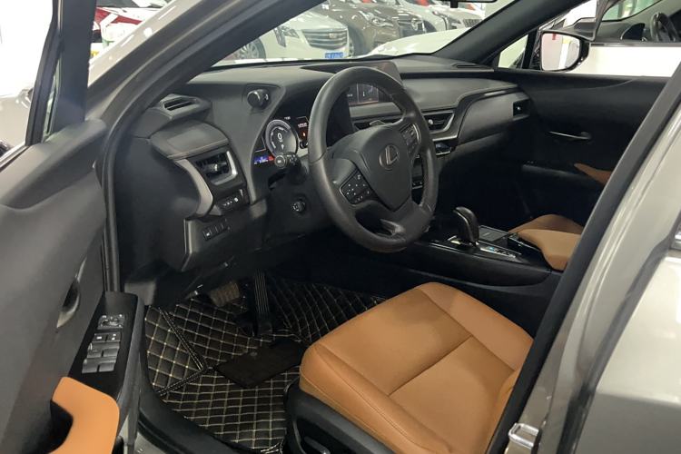 Used Lexus UX New Energy 2020 300e Pure·Joy Edition Interior 2