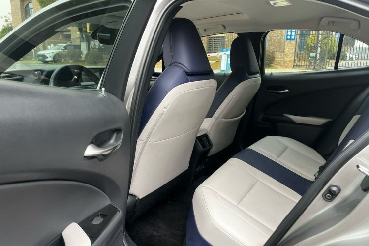 Used Lexus UX New Energy 2020 300e Pure·Enjoy Edition Interior 2