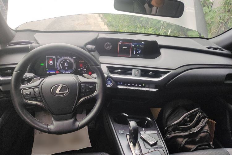 Used Lexus UX New Energy 2020 300e Pure·Joy Edition Interior 2