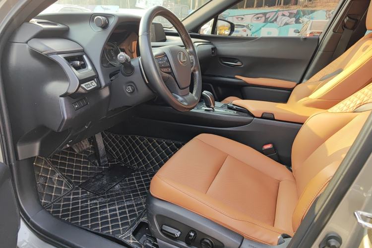 Used Lexus UX New Energy 2020 300e Pure·Joy Edition Interior 2