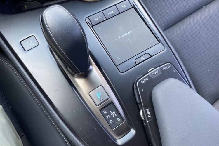 Used Lexus UX New Energy 2020 300e Pure·Joy Edition Interior 3