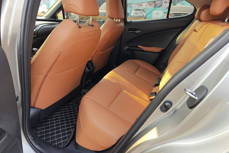 Used Lexus UX New Energy 2020 300e Pure·Joy Edition Interior 3