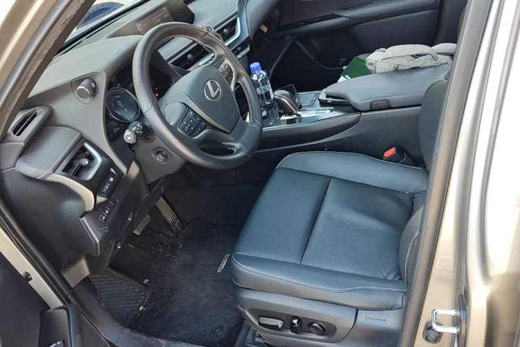 Used Lexus UX New Energy 2020 300e Pure·Enjoy Edition Left Front Seat