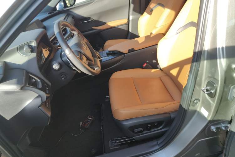 Used Lexus UX New Energy 2020 300e Pure·Enjoy Edition Left Front Seat