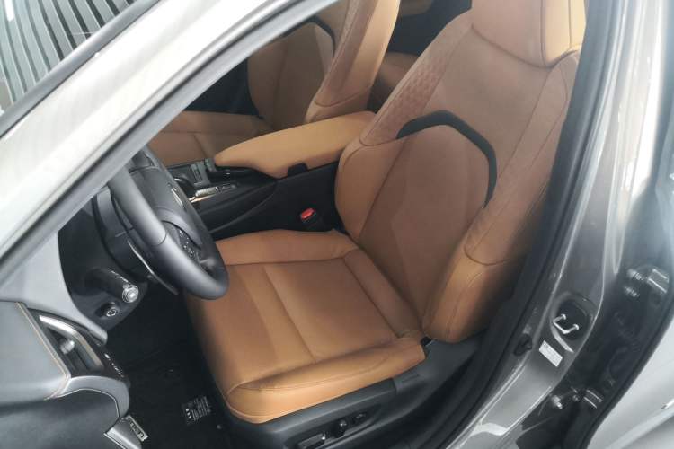 Used Lexus UX New Energy 2020 300e Pure·Joy Edition Left Front Seat
