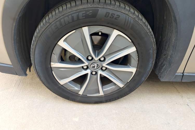 Used Lexus UX New Energy 2020 300e Pure·Joy Edition Left Front Wheel Hub