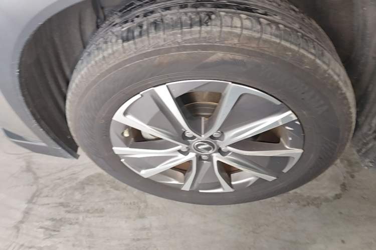 Used Lexus UX New Energy 2020 300e Pure·Joy Edition Left Front Wheel Hub