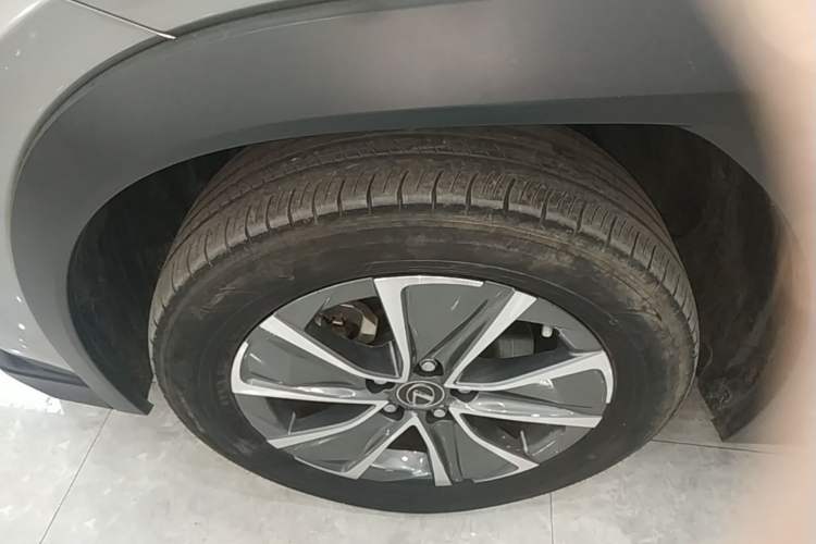 Used Lexus UX New Energy 2020 300e Pure·Joy Edition Left Front Wheel Hub
