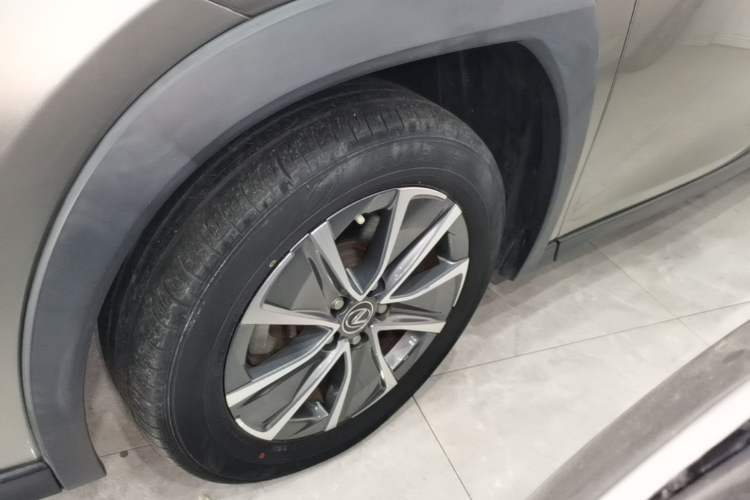 Used Lexus UX New Energy 2020 300e Pure·Joy Edition Left Front Wheel Hub