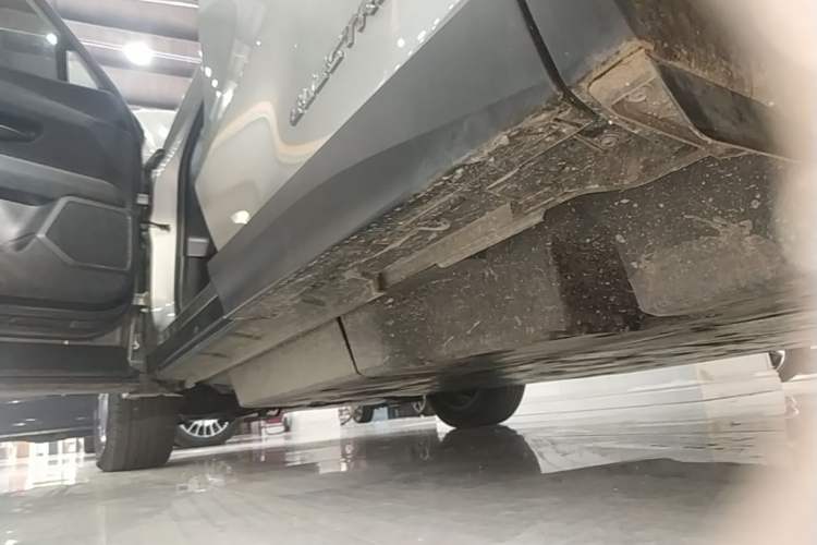 Used Lexus UX New Energy 2020 300e Pure·Joy Edition Left Side Sill