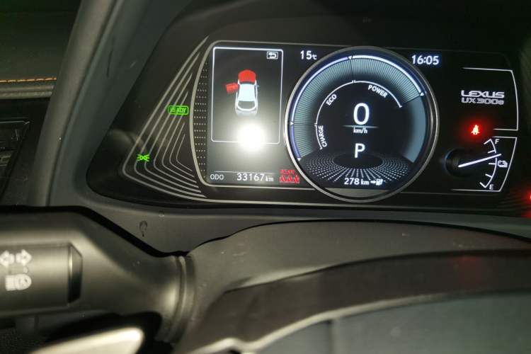 Used Lexus UX New Energy 2020 300e Pure·Joy Edition Odometer Close Up