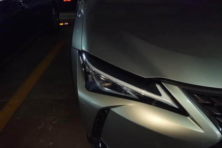 Used Lexus UX New Energy 2020 300e Pure·Joy Edition Right Front Headlight