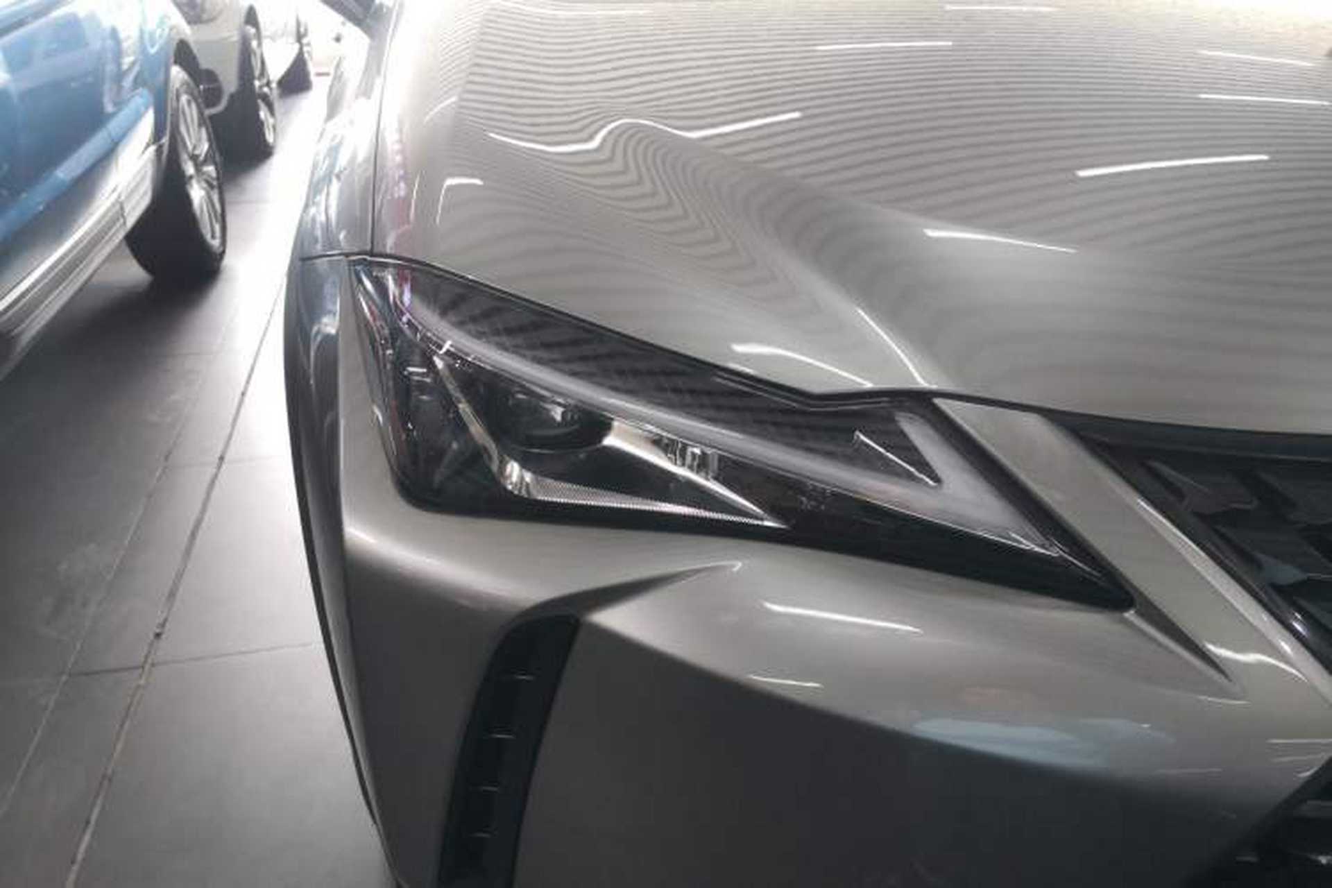 Used Lexus UX New Energy 2020 300e Pure·Joy Edition Right Front Headlight