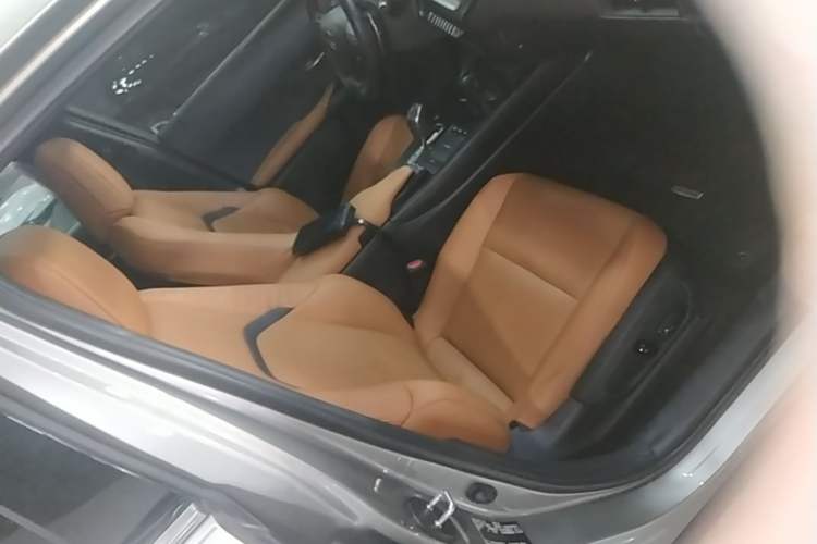 Used Lexus UX New Energy 2020 300e Pure·Joy Edition Right Front Seat