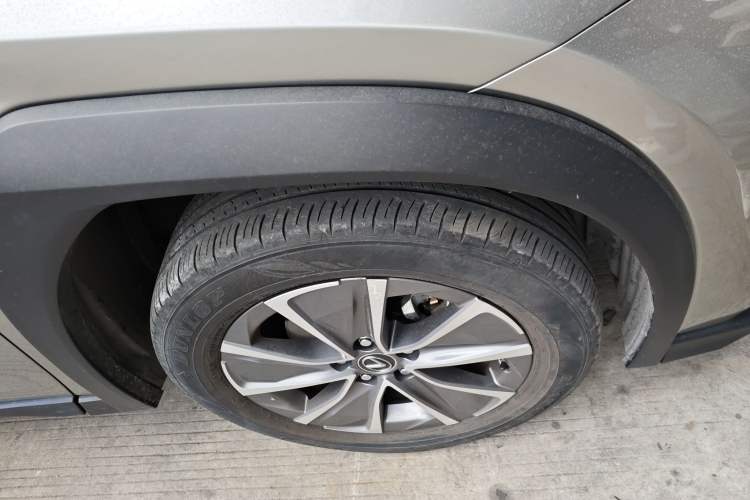 Used Lexus UX New Energy 2020 300e Pure·Joy Edition Right Front Wheel Hub