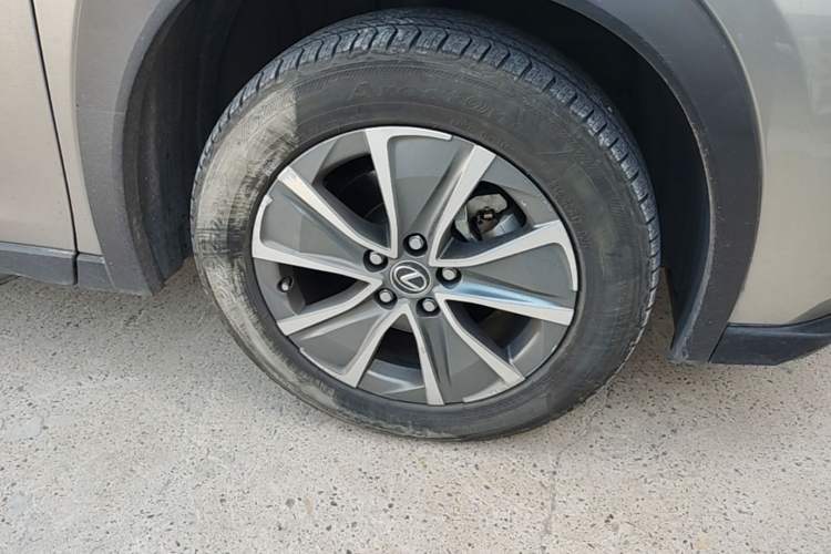 Used Lexus UX New Energy 2020 300e Pure·Enjoy Edition Right Front Wheel Hub