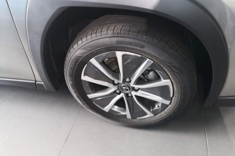 Used Lexus UX New Energy 2020 300e Pure·Joy Edition Right Front Wheel Hub