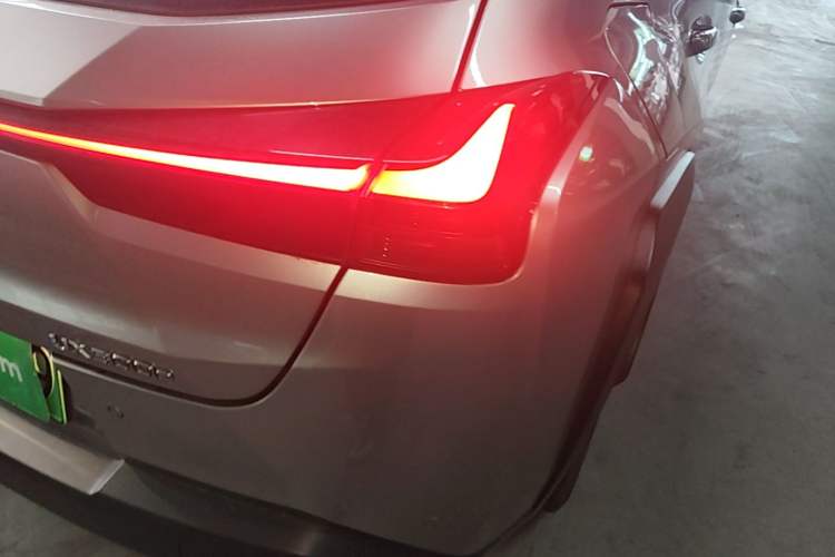 Used Lexus UX New Energy 2020 300e Pure·Joy Edition Right Rear Taillight