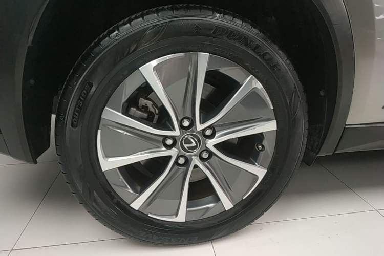Used Lexus UX New Energy 2020 300e Pure·Joy Edition Right Rear Wheel Hub