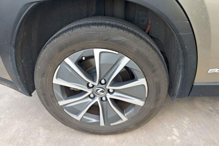 Used Lexus UX New Energy 2020 300e Pure·Joy Edition Right Rear Wheel Hub
