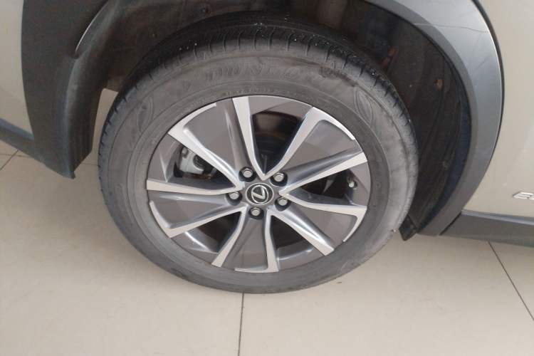 Used Lexus UX New Energy 2020 300e Pure·Joy Edition Right Rear Wheel Hub