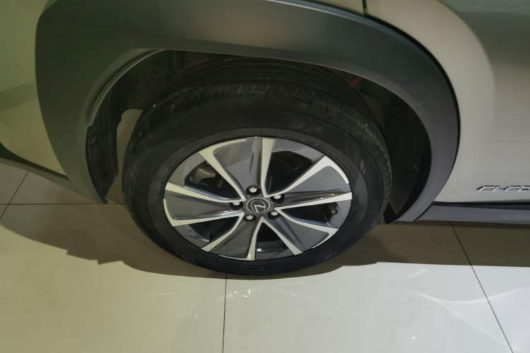 Used Lexus UX New Energy 2020 300e Pure·Joy Edition Right Rear Wheel Hub