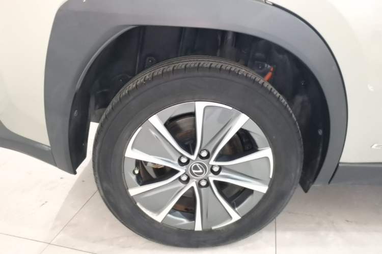 Used Lexus UX New Energy 2020 300e Pure·Joy Edition Right Rear Wheel Hub