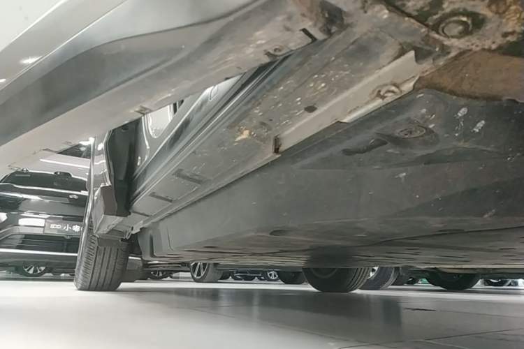 Used Lexus UX New Energy 2020 300e Pure·Joy Edition Right Side Sill