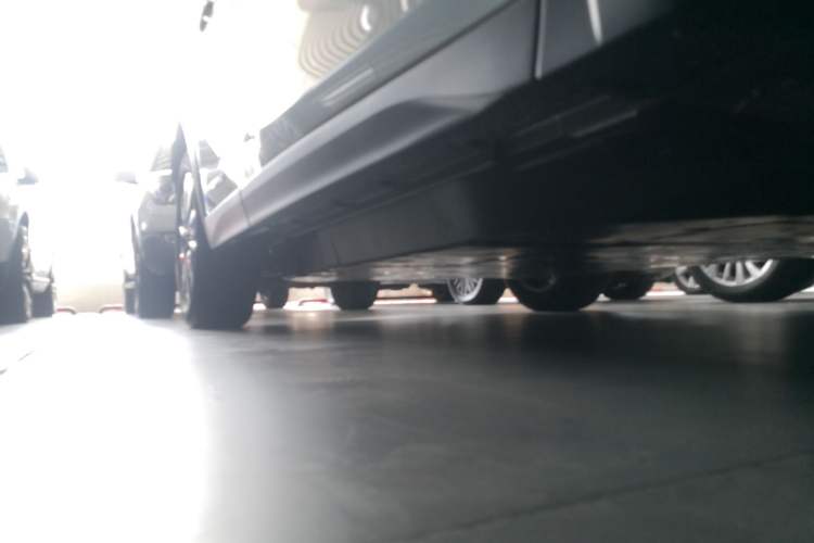 Used Lexus UX New Energy 2020 300e Pure·Joy Edition Right Side Sill