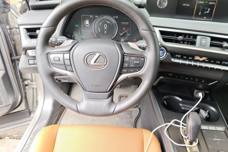 Used Lexus UX New Energy 2020 300e Pure·Joy Edition Steering Wheel